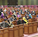 نمایندگان از رئیس مجلس خواستند 5.4 میلیون افغانی را بپردازد 